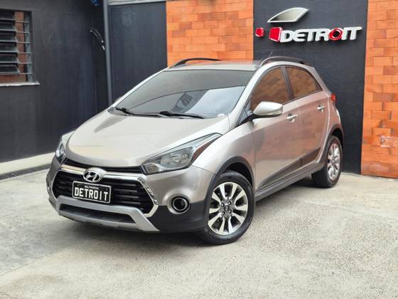 HYUNDAI HB20X 1.6 16V STYLE FLEX 4P MANUAL